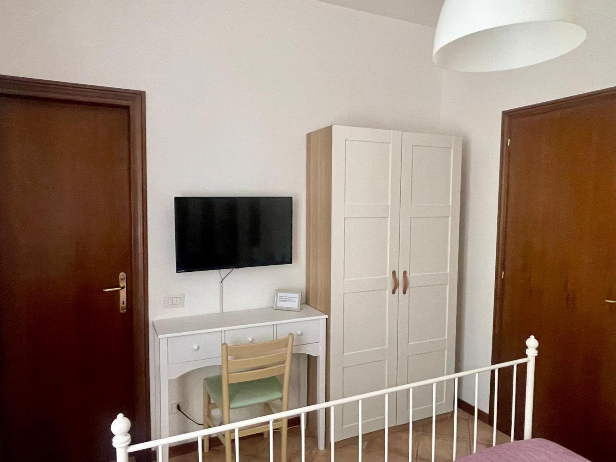 Il Casolare Della Cascata Hotel Terni Ruang foto